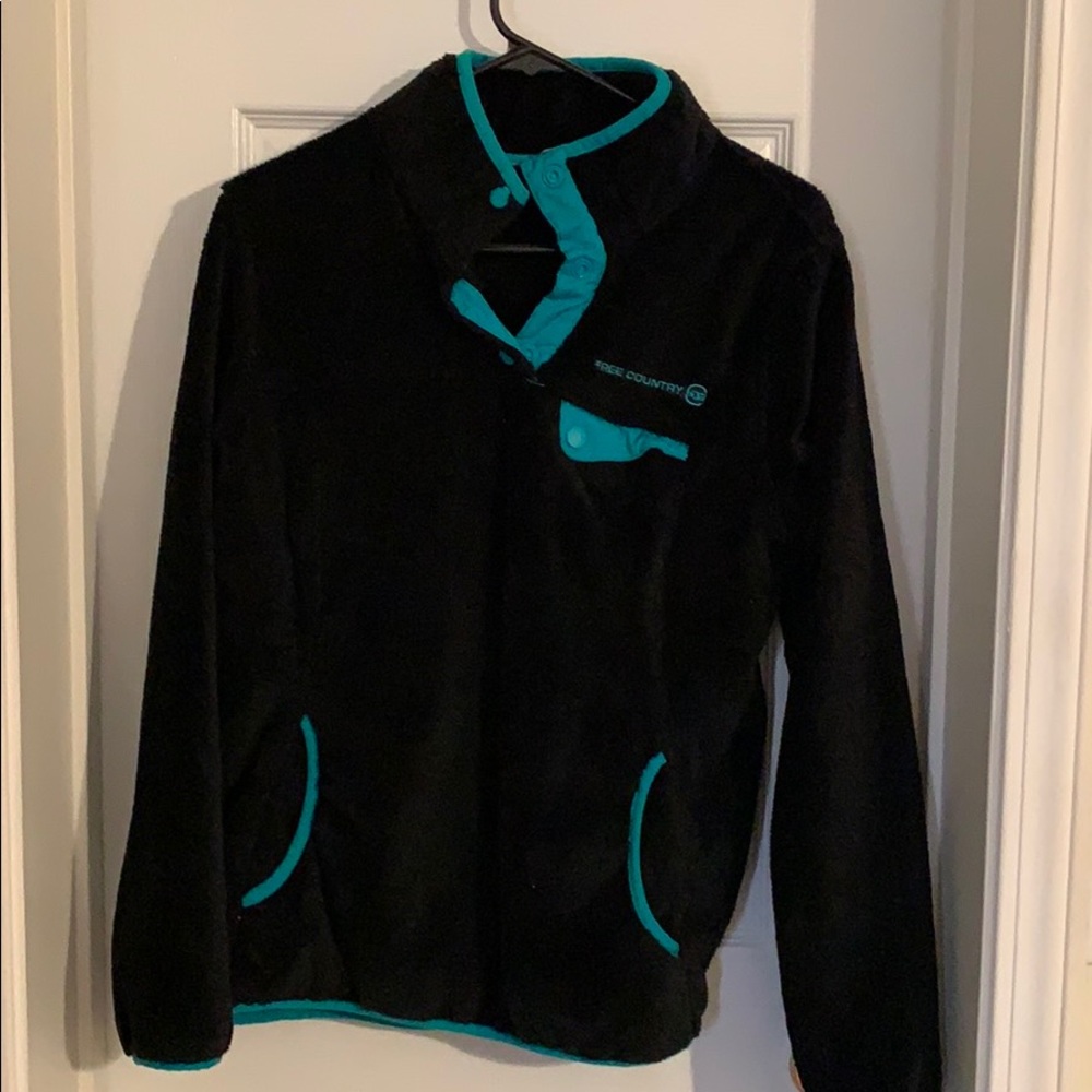 Free country pullover